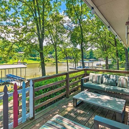Lakefront Hot Springs Home With Updated Deck And Dock! 外观 照片