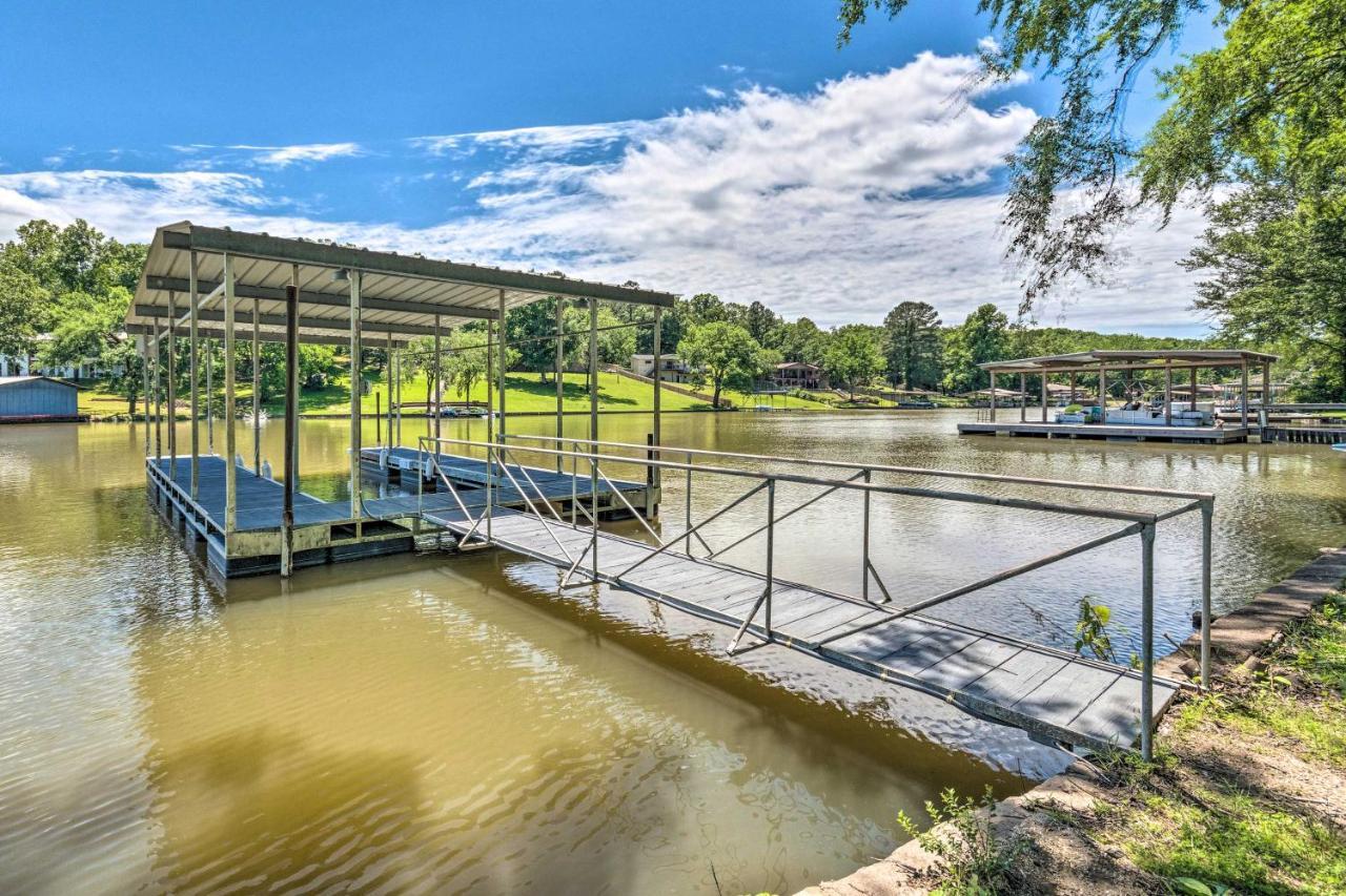 Lakefront Hot Springs Home With Updated Deck And Dock! 外观 照片